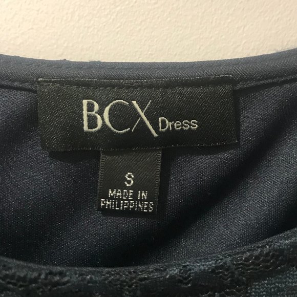 Navy Blue Lace Dress - Picture 6 of 6